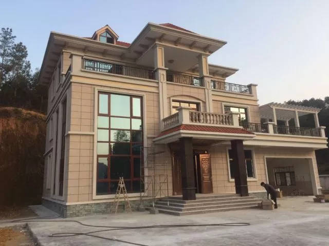 真石漆施工為什么會出現掉砂？